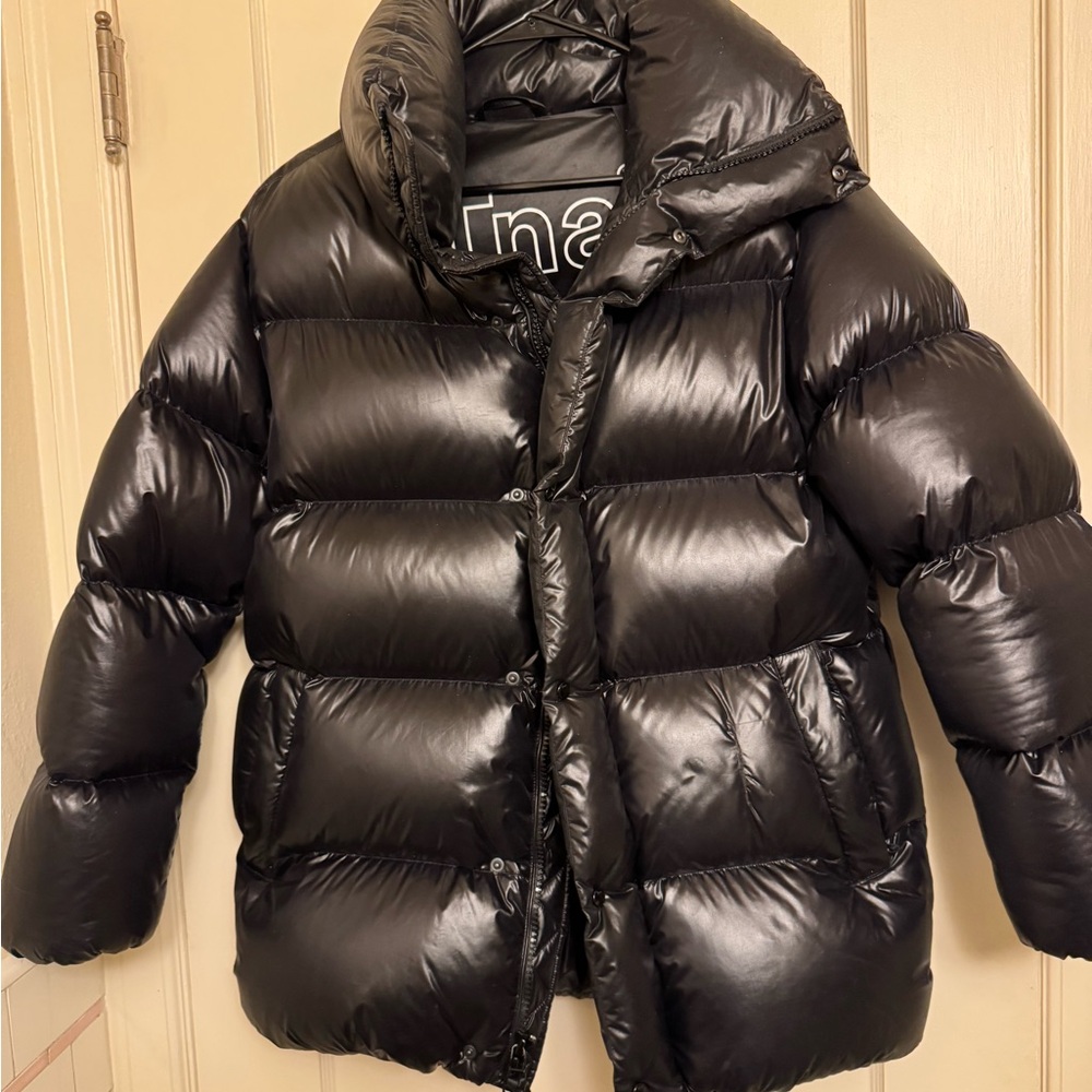 Aritzia TNA Mega-Puff Down Coat XS